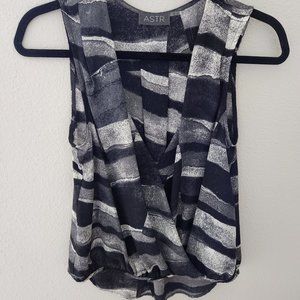 Astr Sleeveless Blouse, size- XS, Black and Gray